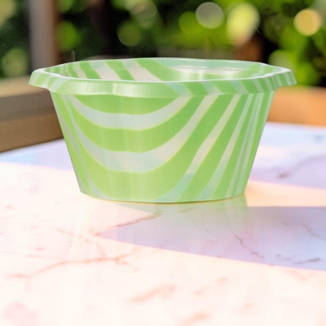 Alcas Coppa Joy striped gelato cup 130cc green St2080 on cafe table