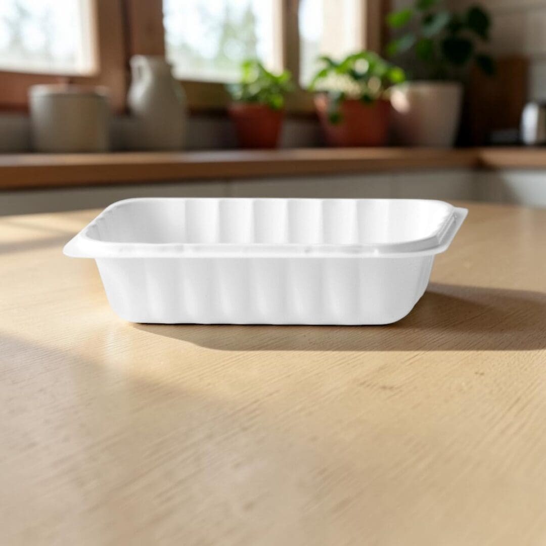 Alcas Porzionabile compostable take-out gelato container on kitchen table