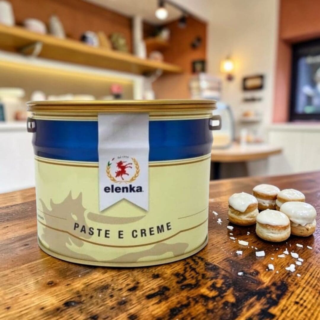 Elenka Copertura Bianca White Chocolate Coating (475) tin – pastry scene