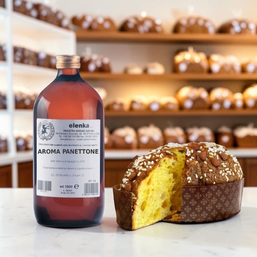 Elenka Aroma Panettone 567 with panettone in an Italian pastry shop