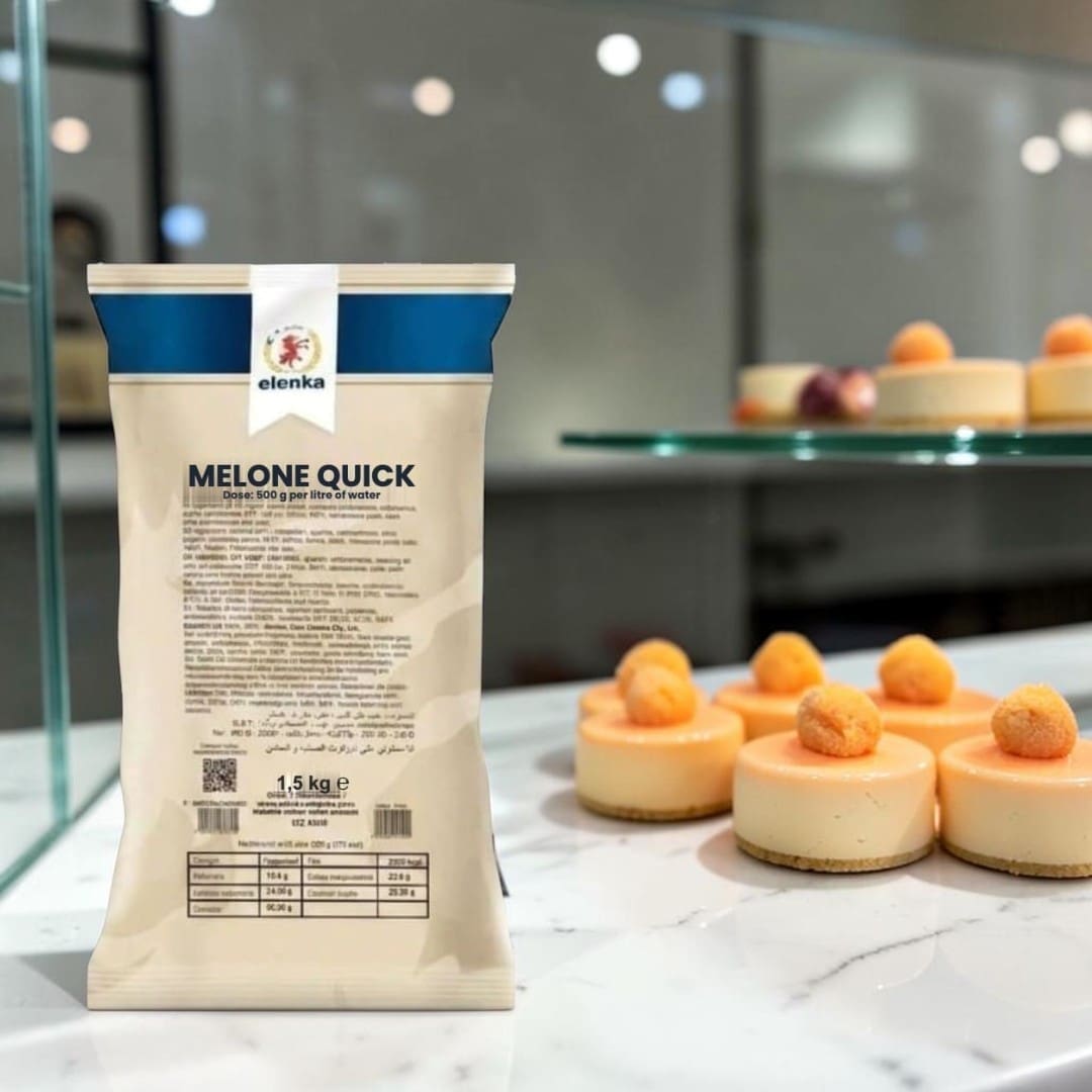 Elenka Melone Quick (090) instant melon gelato bag pastries in a pasticceria counter